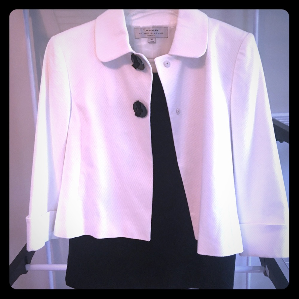 Tahari black & white suit